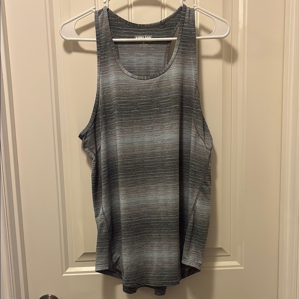 Kirkland Signature Gray Sleeveless Tank Top